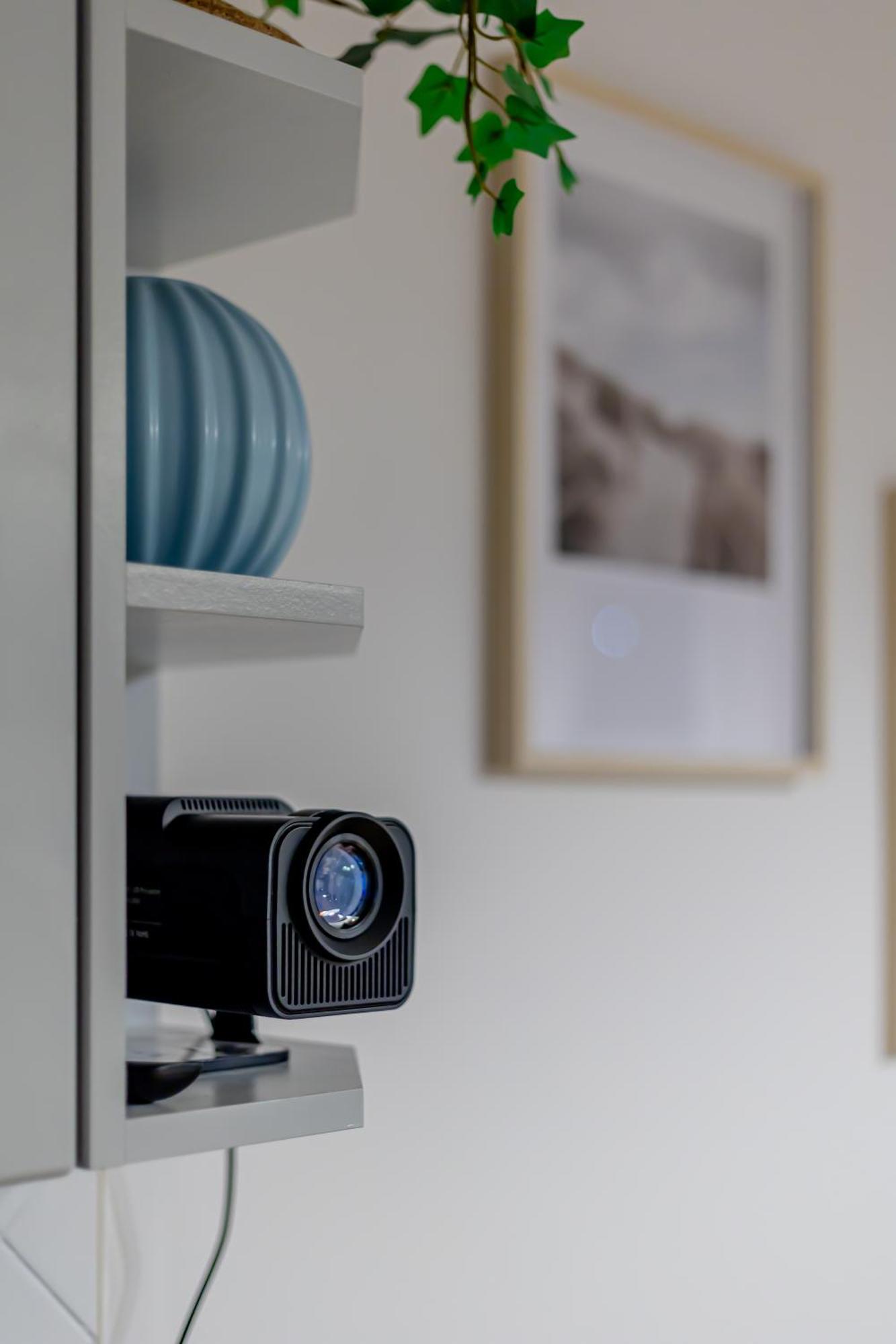 דירות ורשה Rezydencja Filmowa- Wygodny Apartament 10 Min Od Lotniska I Centrum מראה חיצוני תמונה